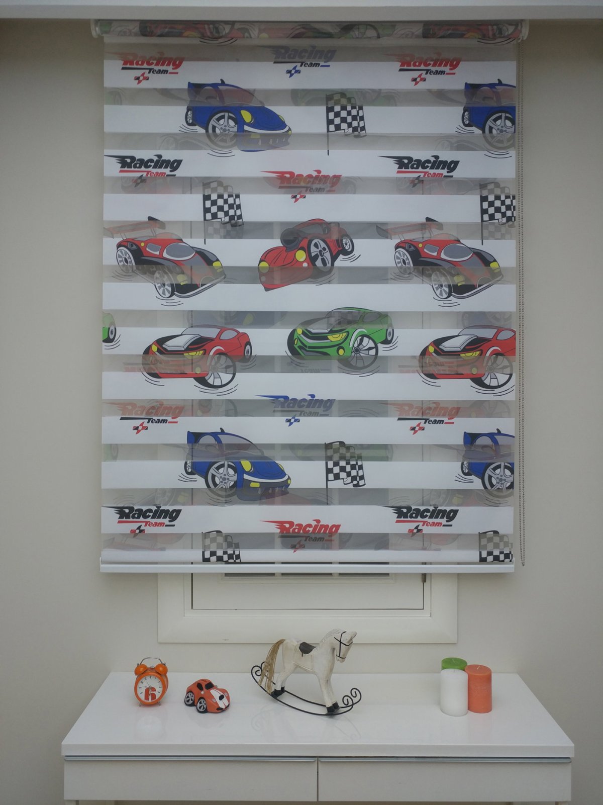 Zebra Perde Racing- Mavi-kırmızı-siyah Kırmızı- Çok Renkli 3-fıstık Yeşili