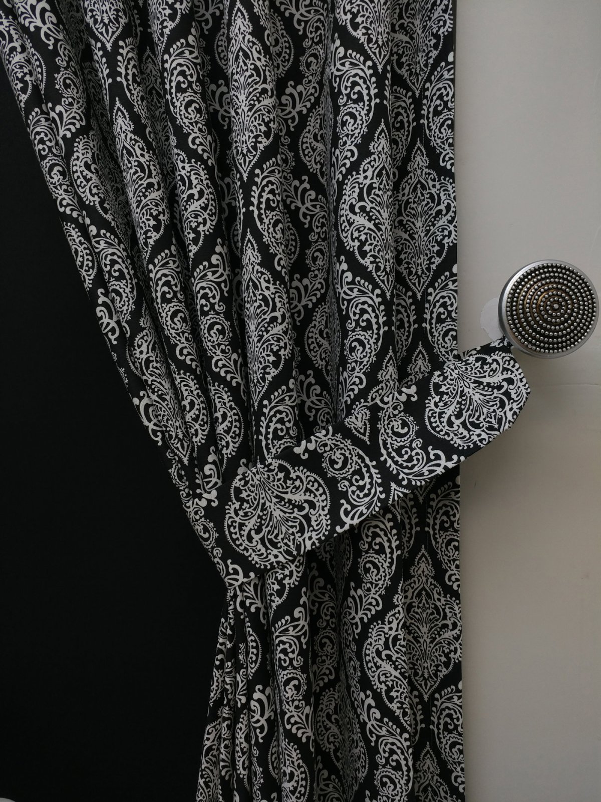 Damask Desenli Oturma Odası Fon Perde- Siyah